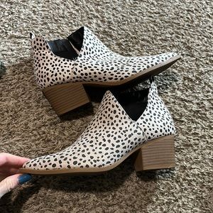 Leapord boot